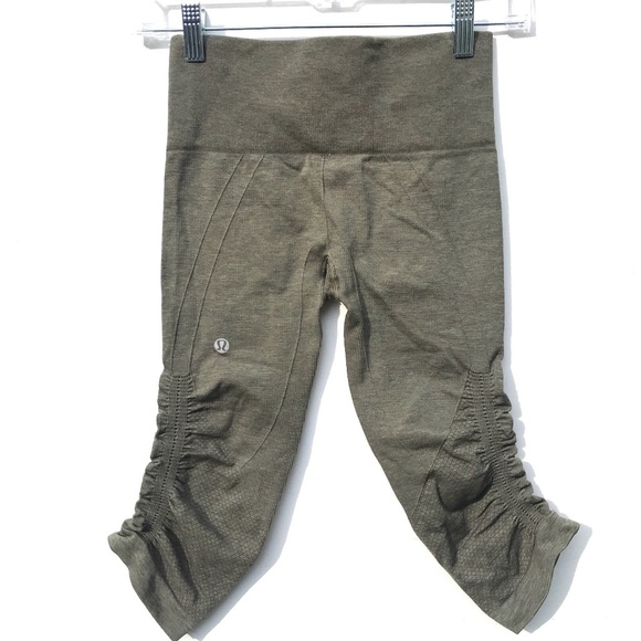 Lululemon In The Flow Crop 2 Green legging pants - Picture 1 of 5